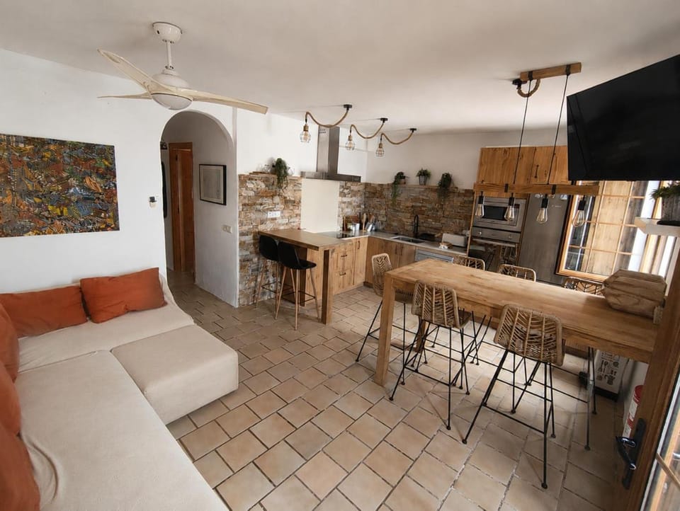 Apartamento con vistas al mar a 3 min de la playa Apartment in Balearic Islands