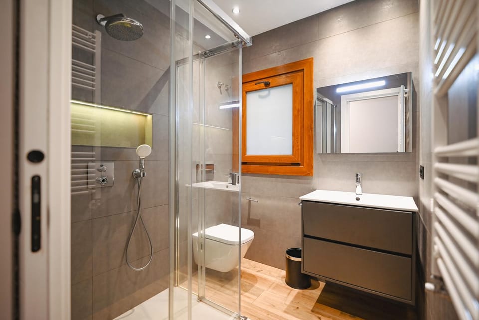 Shower, Toilet, Bathroom, bidet