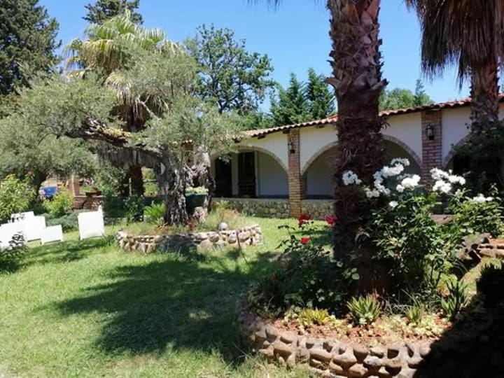 Affittacamere Villa Brazzano Bed and Breakfast in Scalea