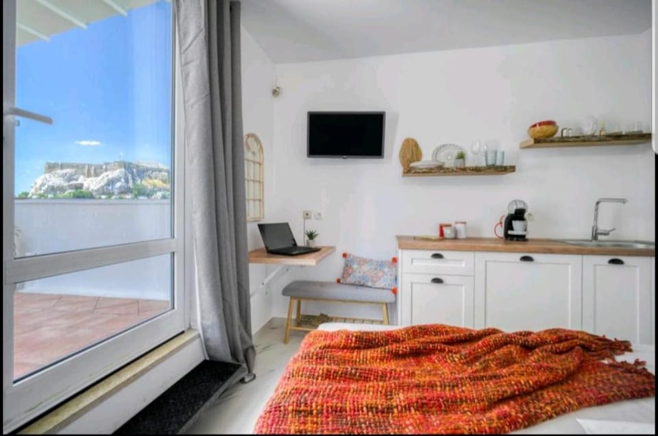 Acropolis stunning view Penthouse in Plaka for 2! Apartment in Plaka