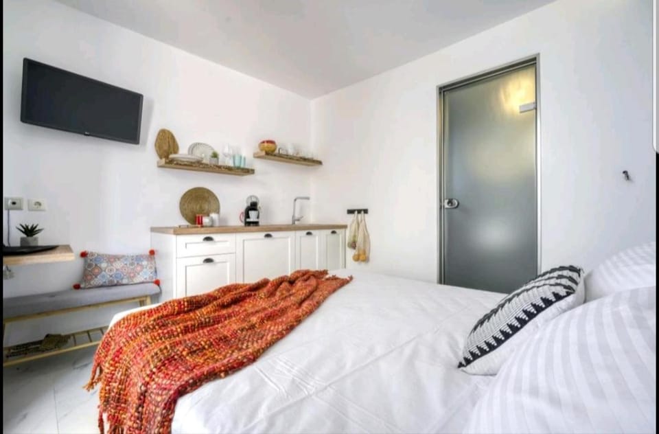 Acropolis stunning view Penthouse in Plaka for 2! Apartment in Plaka