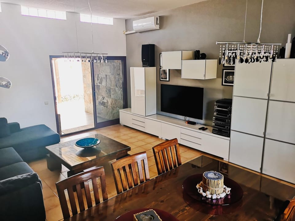 TV and multimedia, Living room