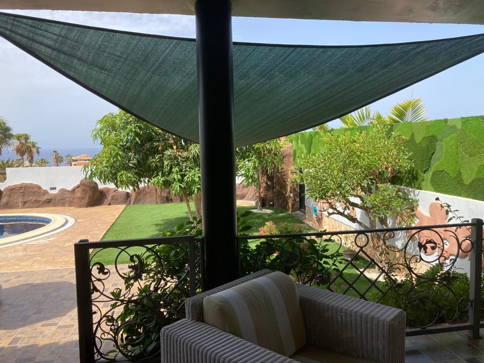 Garden, Garden view