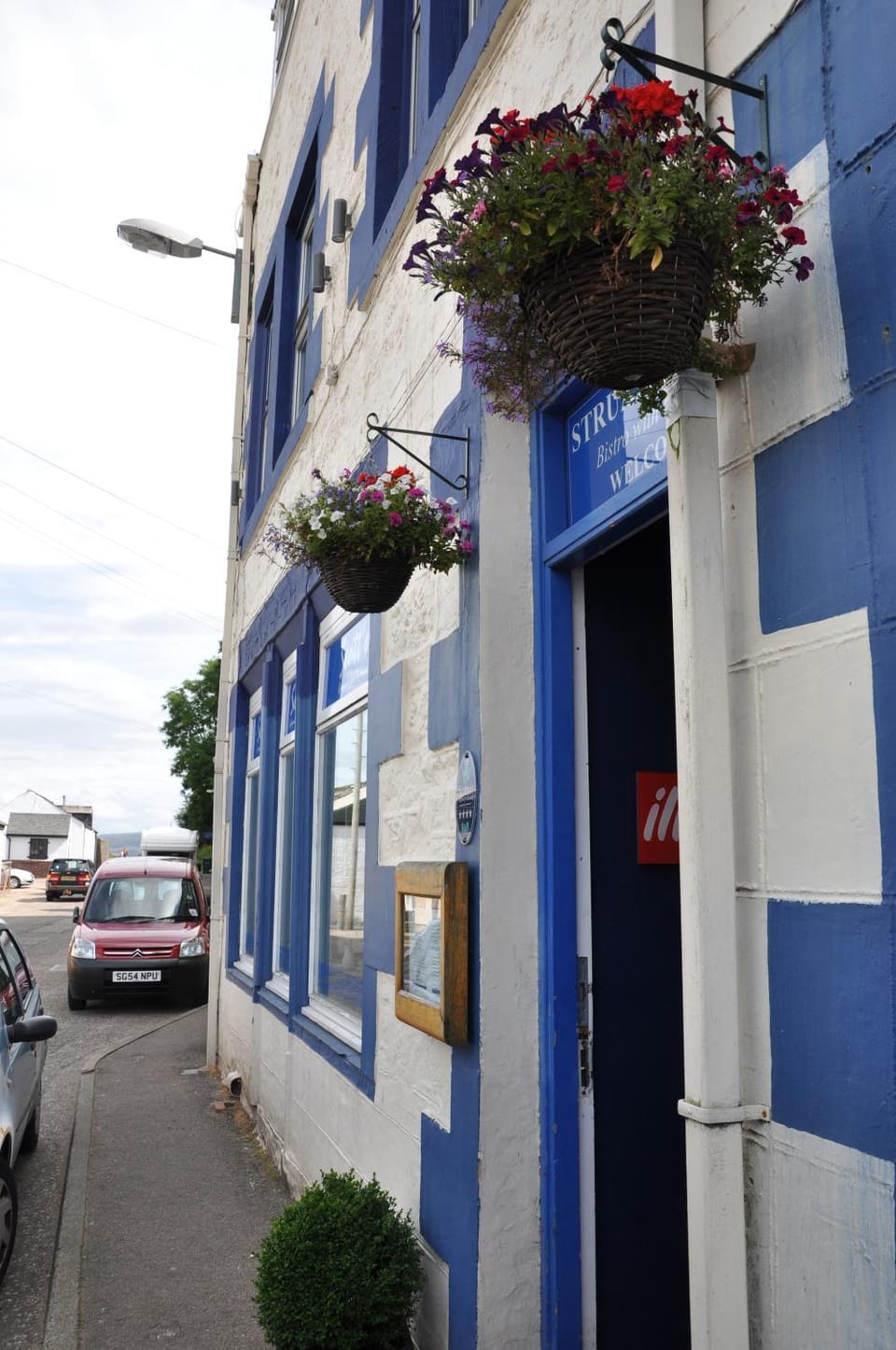 Property building, Facade/entrance