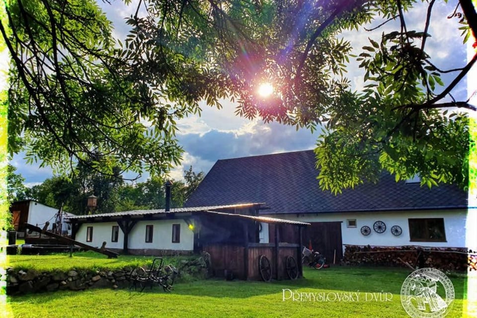 Property building, Natural landscape, Garden