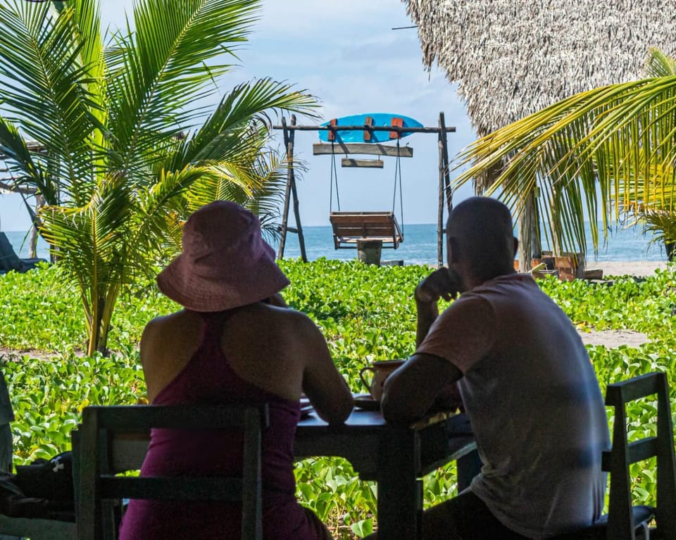 Restaurant/places to eat, Lounge or bar, Sea view