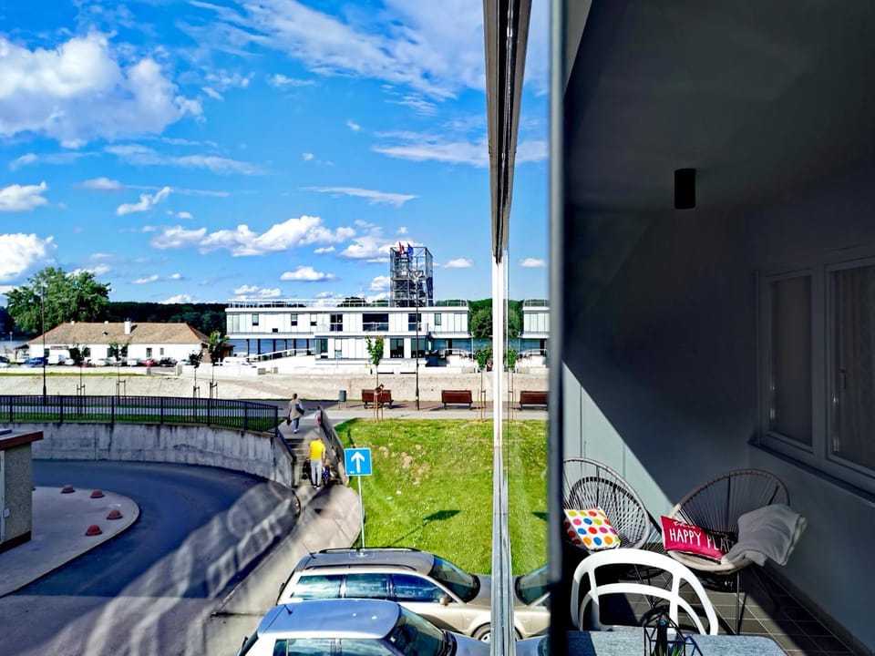 Balcony/Terrace, River view