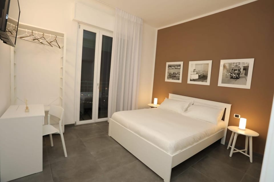 Delia Rooms & Gallery Bed and Breakfast in Naples