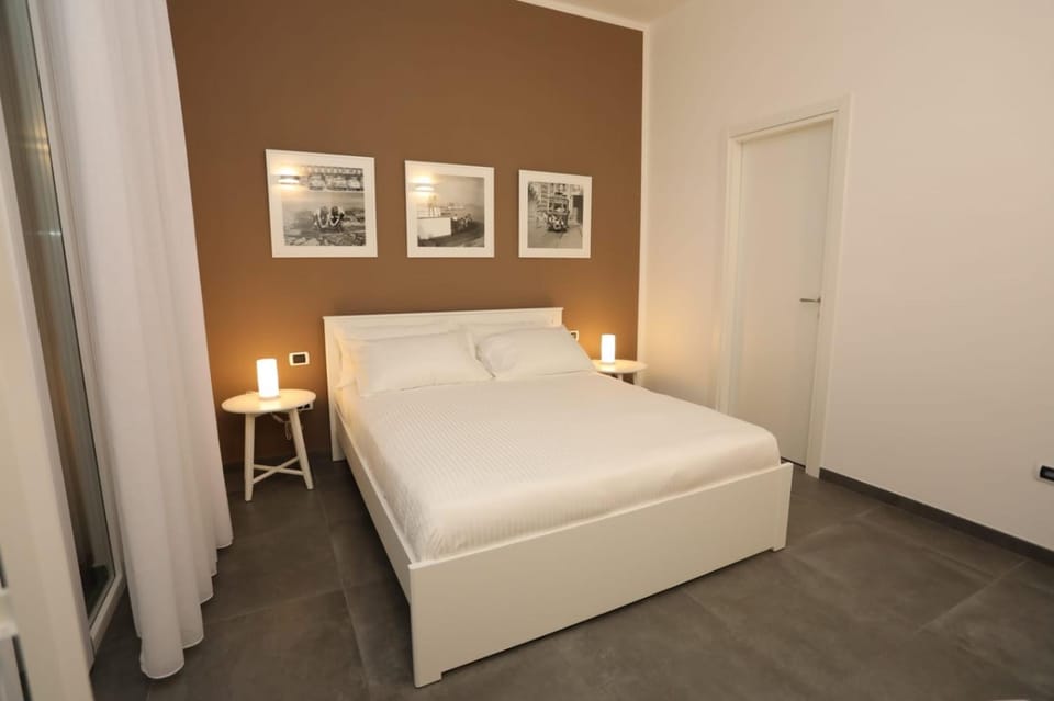 Delia Rooms & Gallery Bed and Breakfast in Naples