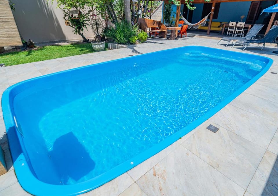 C109 Casa grande com piscina privada para até 15 pessoas House in Florianopolis