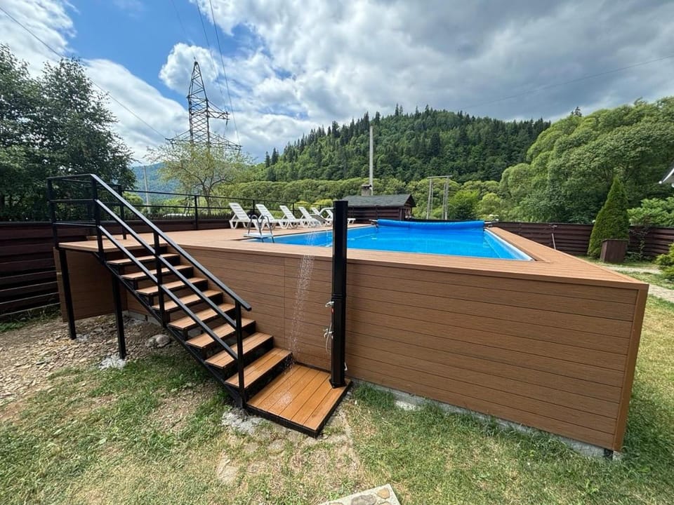 Pool view, Swimming pool, sunbed