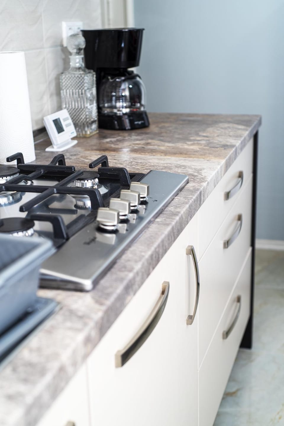 Kitchen or kitchenette, Communal kitchen