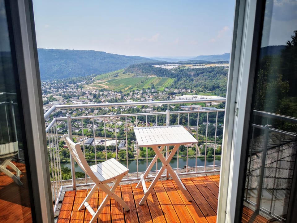 Balcony/Terrace, River view