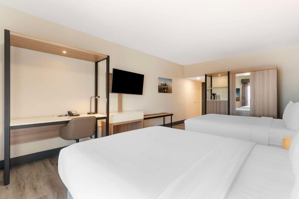 Bedroom, Bedroom