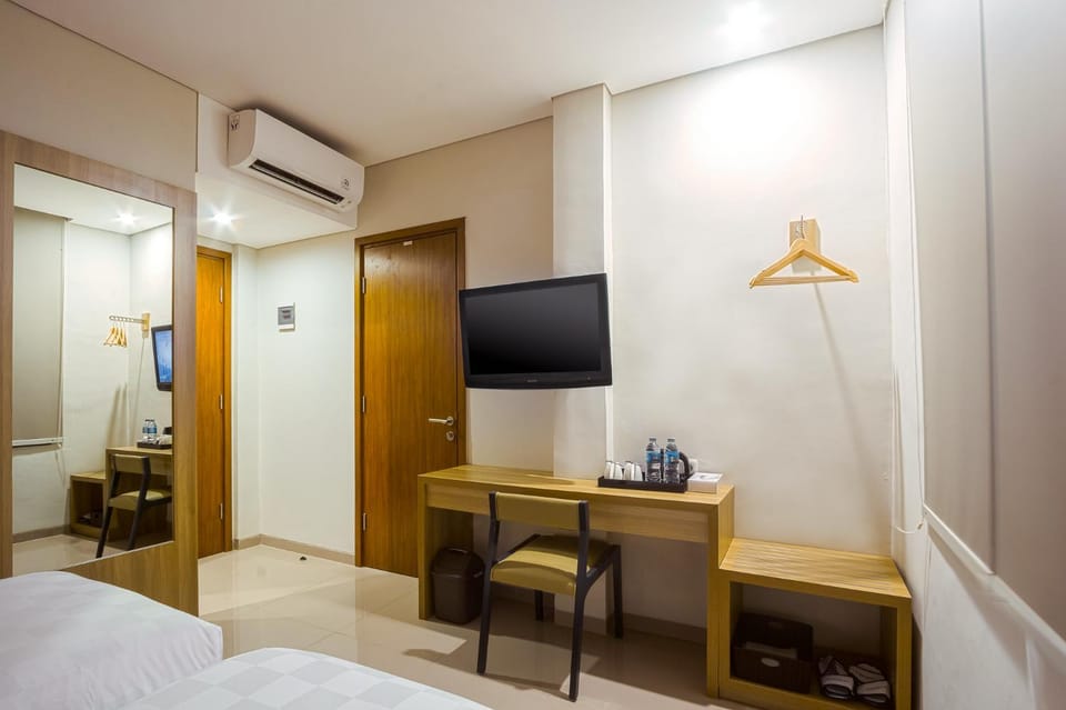 TV and multimedia, Coffee/tea facilities, Other