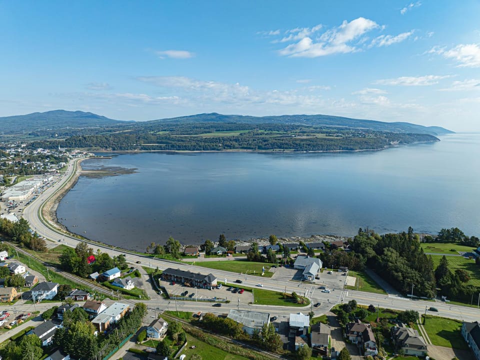 Nearby landmark, Bird's eye view, City view, Mountain view, River view, Sea view