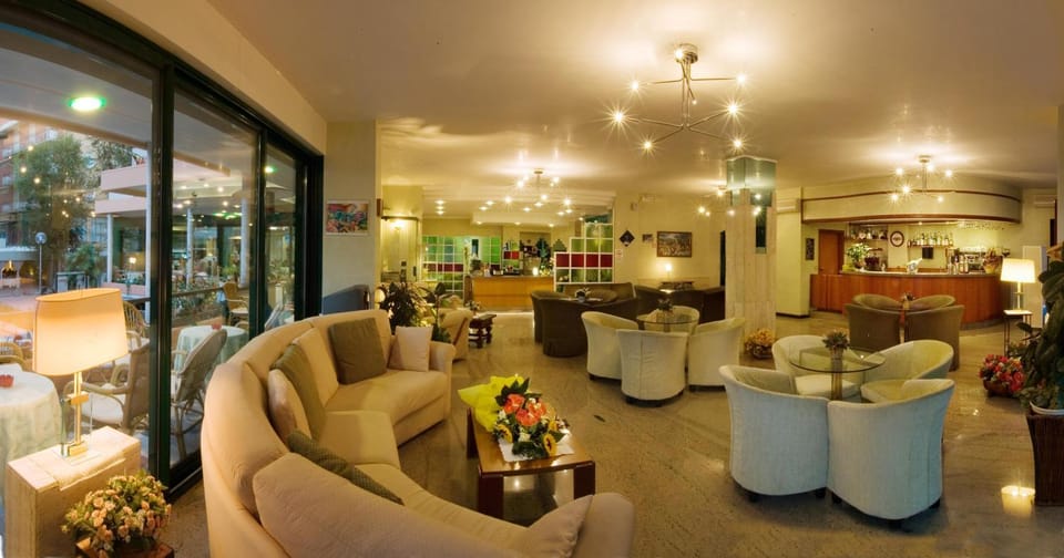 Lounge or bar