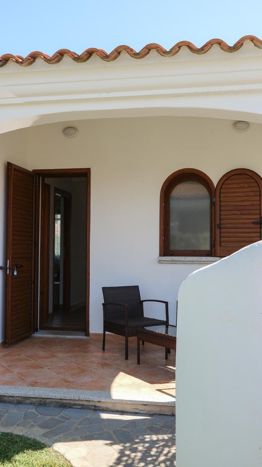 Patio, Facade/entrance, Balcony/Terrace
