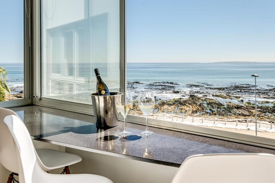 Seating area, Beach, Sea view