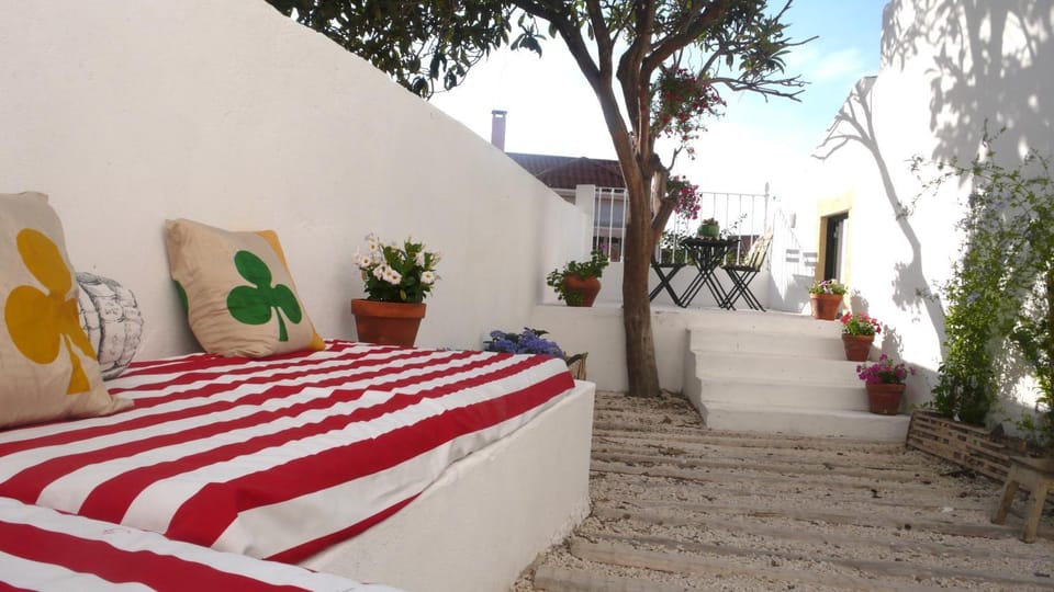 Property building, Balcony/Terrace