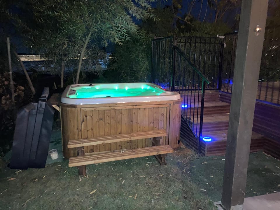 צימר מול השקיעה Apartment in South District