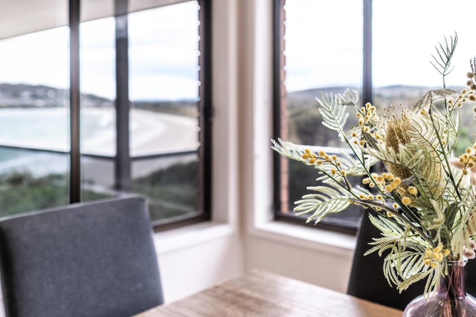 Day, Natural landscape, View (from property/room), Dining area