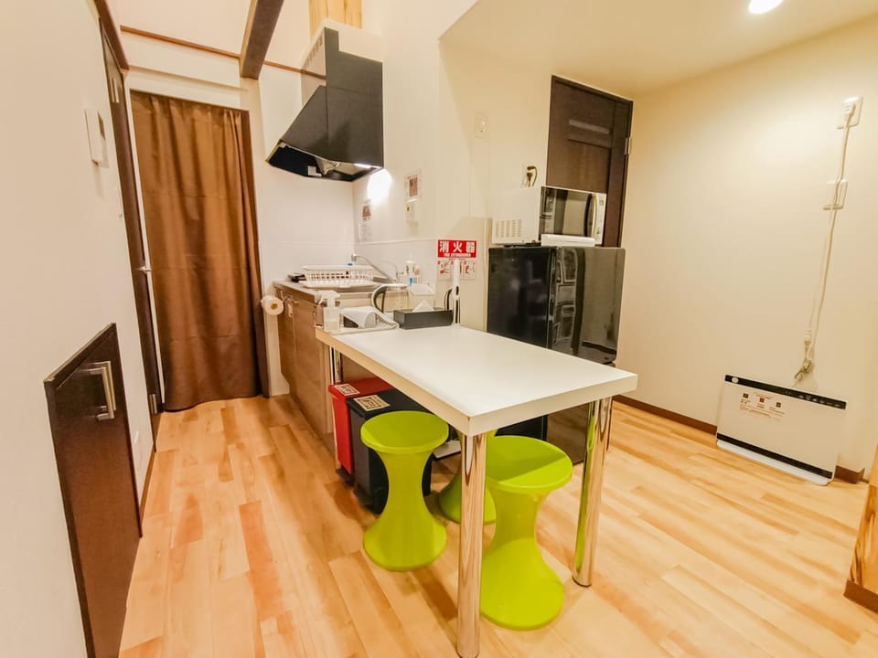 Kitchen or kitchenette, Living room, kitchen