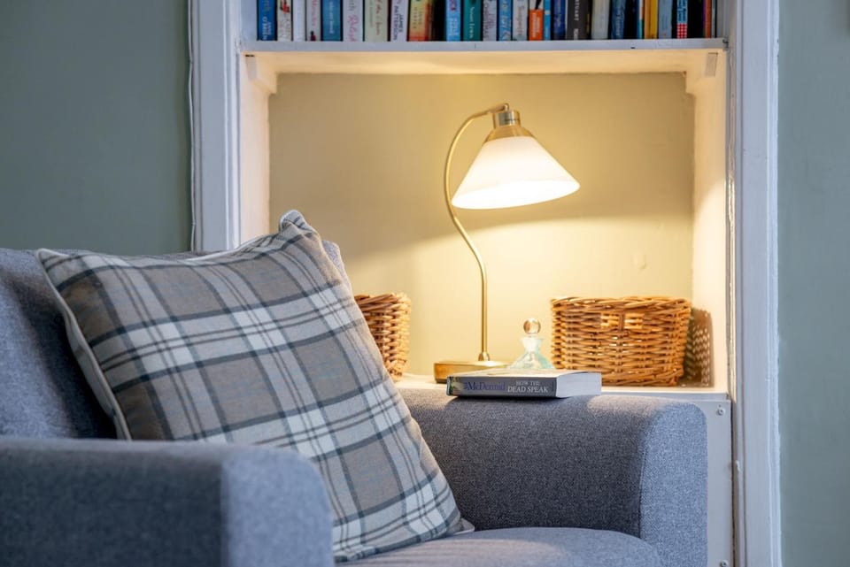 Communal lounge/ TV room, Living room