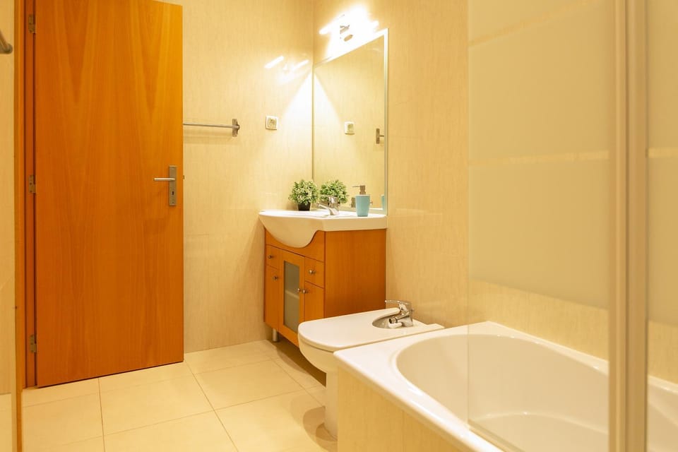 Shower, Bathroom, Bath, towels