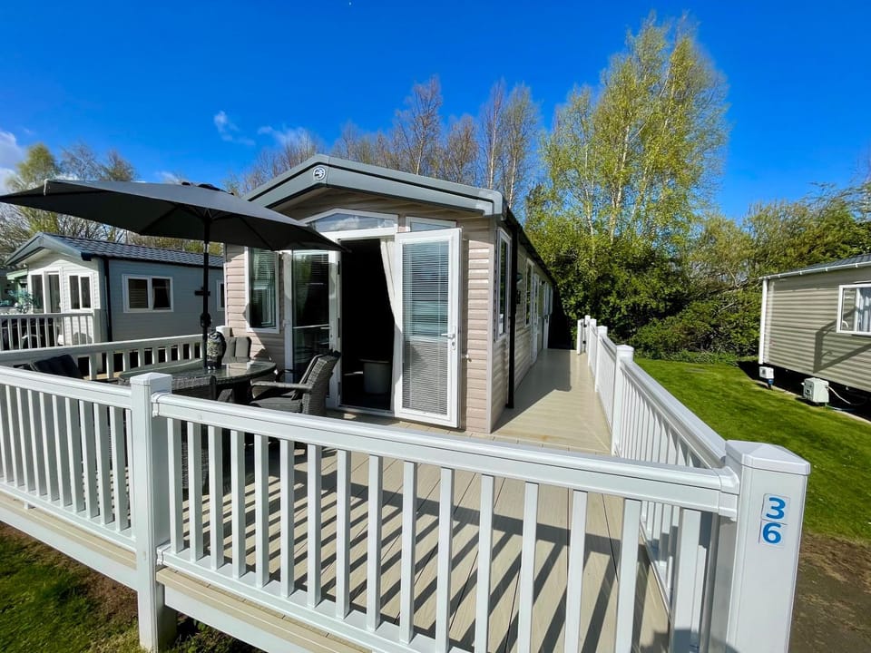 Seton Sands Caravan Near Edinburgh & North Berwick Campground/ 
RV Resort in Scotland