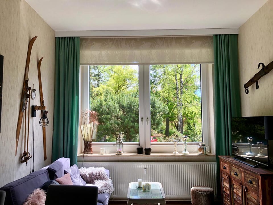 Living room, Garden view