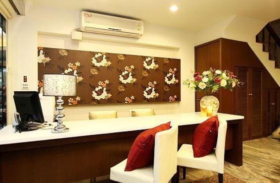 Seating area