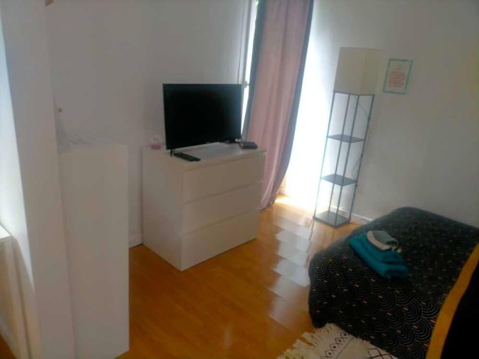 TV and multimedia, Bedroom