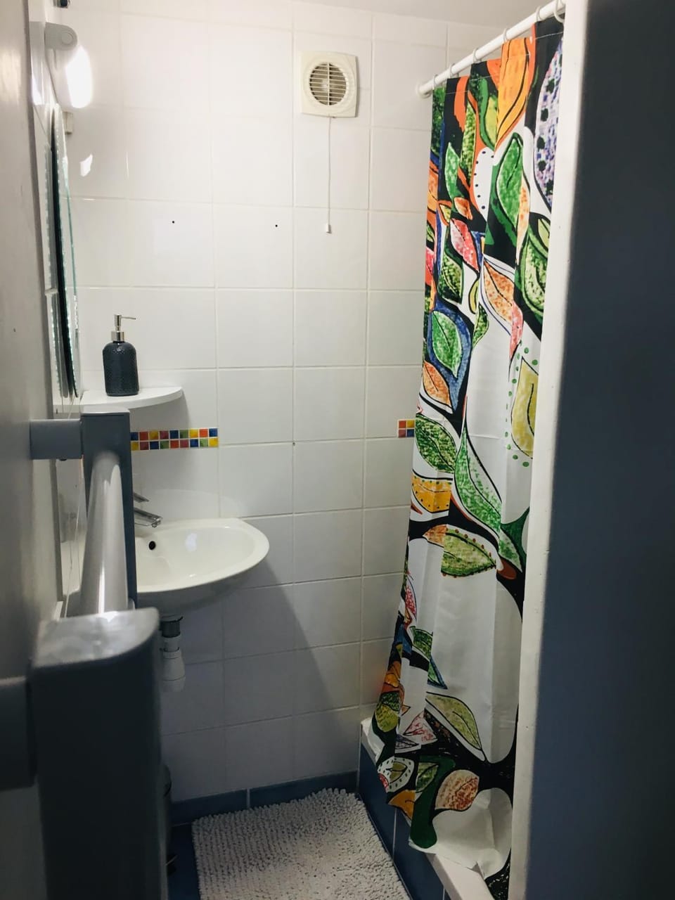 Shower, People, Bathroom
