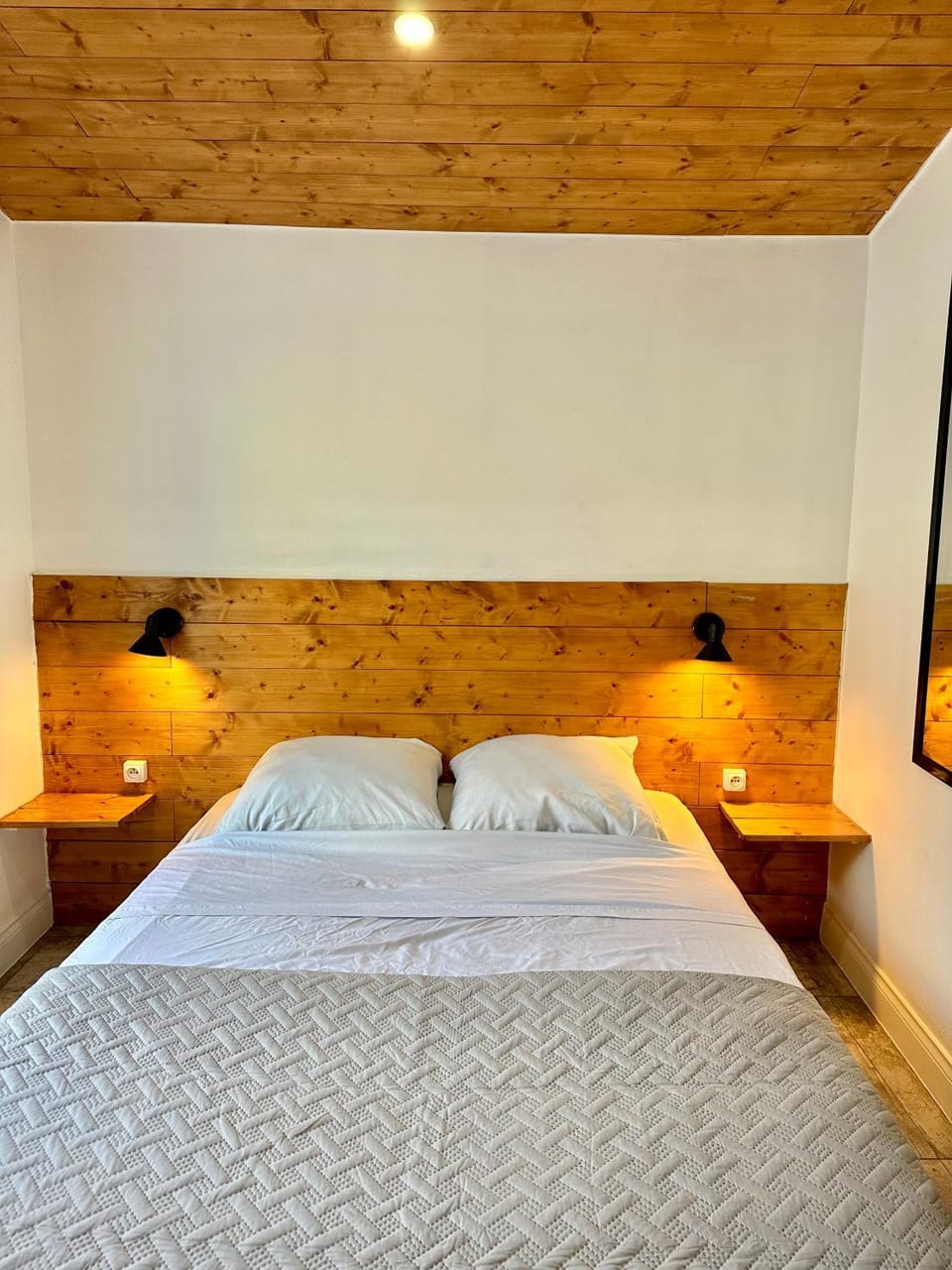 Lion's Room - 2 minute walk from Palais des Festivals and Beaches Apartment in Cannes