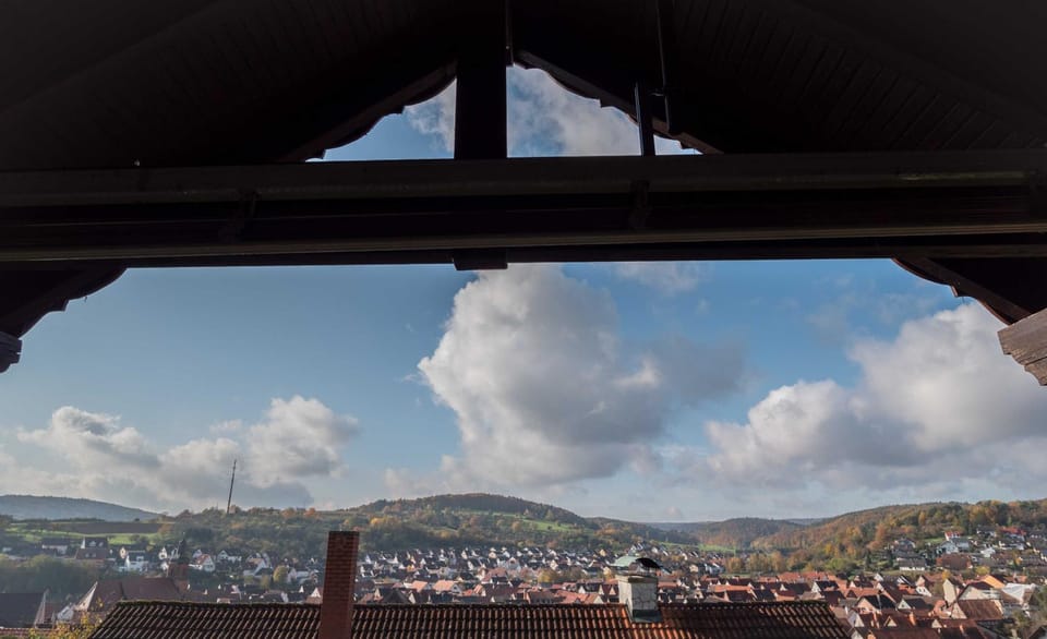 View (from property/room), Balcony/Terrace, City view