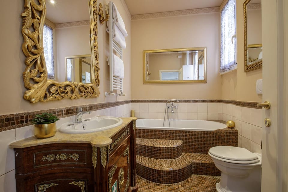 Bathroom, Bath