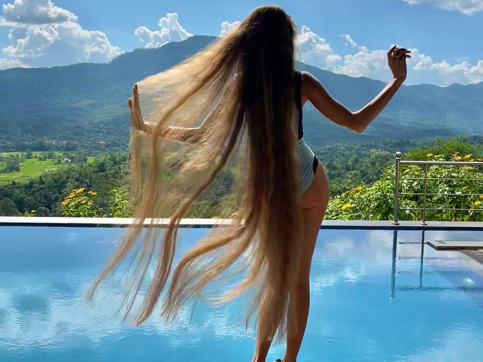 Guests, Mountain view, Pool view, Swimming pool, Swimming pool
