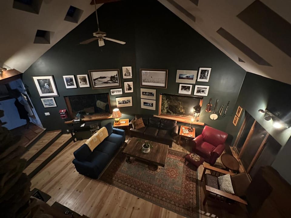 A River Runs Through It House in Pennsylvania