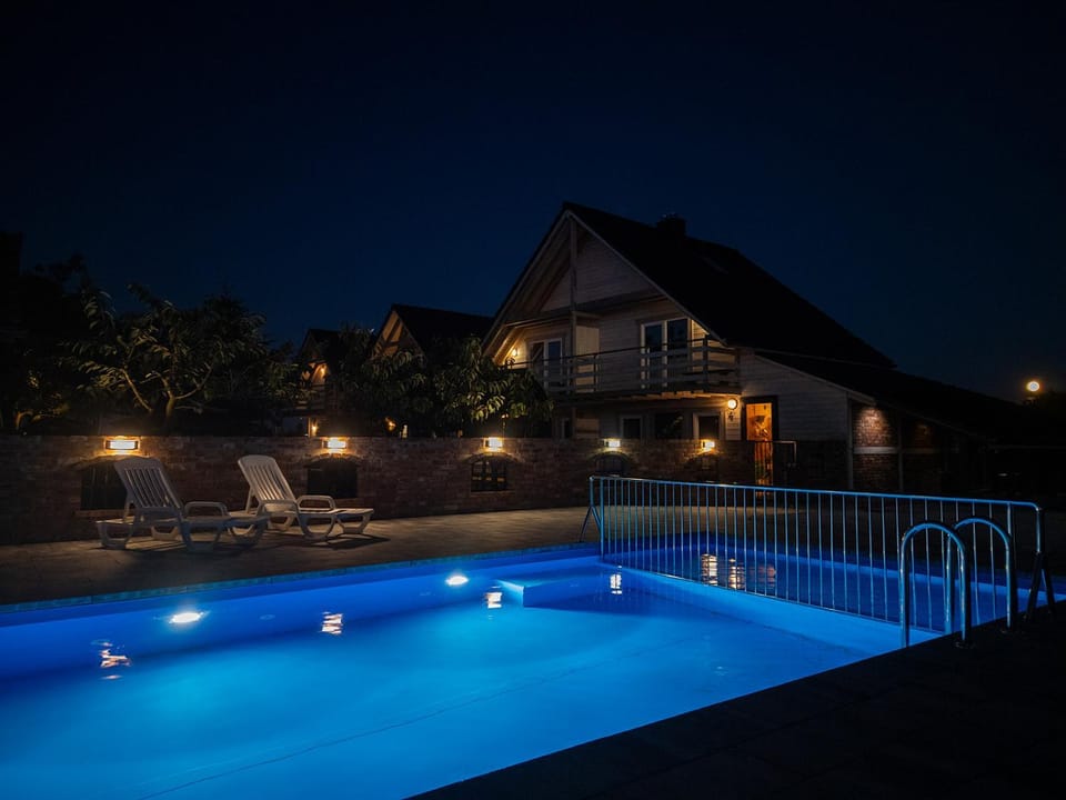 Night, Swimming pool