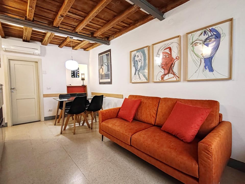 43 Palazzuolo House by 360Rentals Apartment in Florence