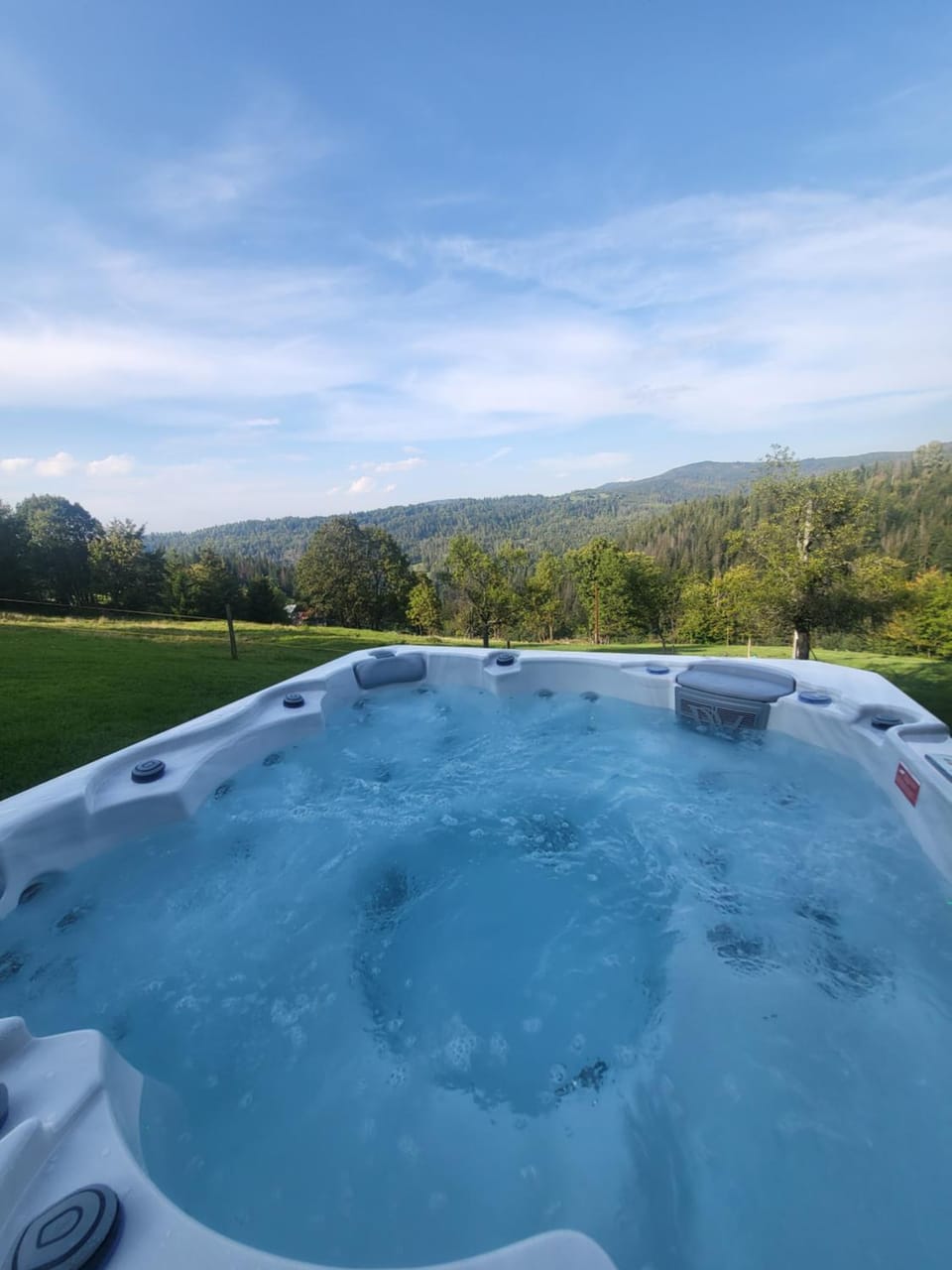 Natural landscape, Hot Tub, Spa and wellness centre/facilities, Mountain view
