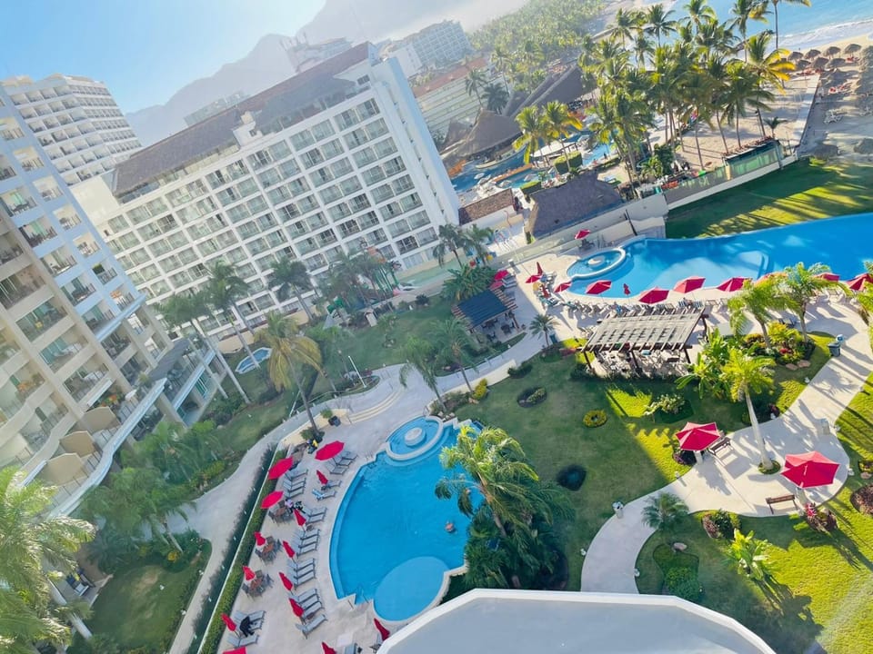 Day, Pool view, Swimming pool