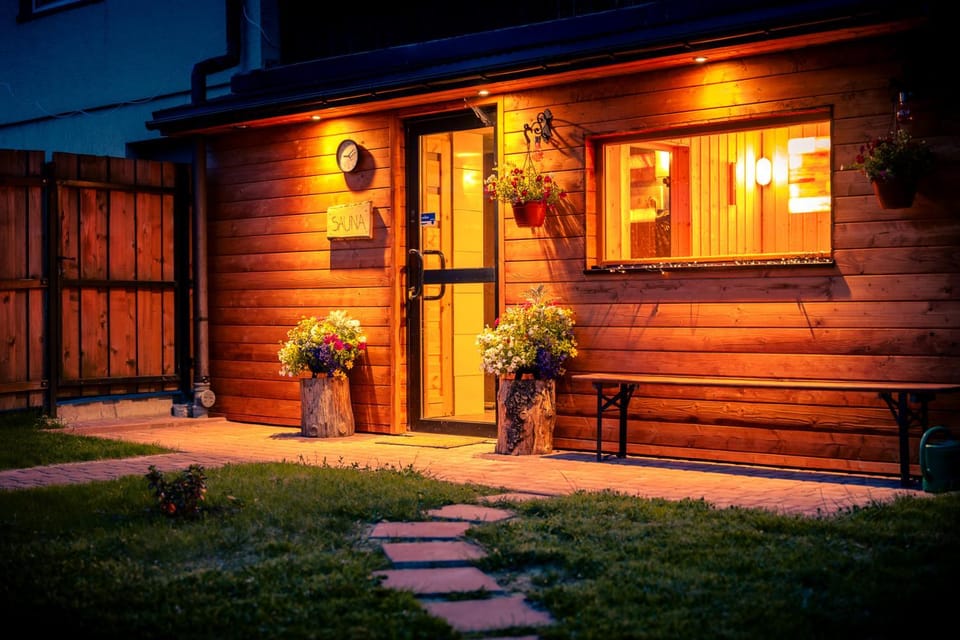 Garden, Sauna
