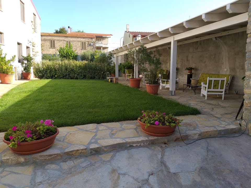 L'Antica Dimora - Suites & Apartments Bed and Breakfast in Sardinia