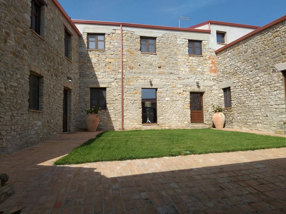 L'Antica Dimora - Suites & Apartments Bed and Breakfast in Sardinia