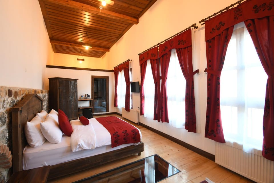 Yazmacılar Hanı Otel Restaurant Hotel in Turkey