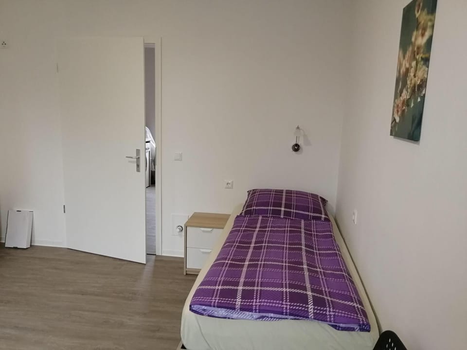 Haupthaus Möblierte Zimmer mit eigenem Bad Vacation rental in Uelzen