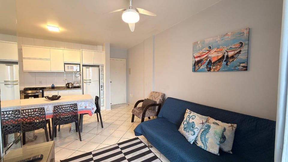 Admirable Sea View in Center BBQ WiFi Apartment in Florianopolis