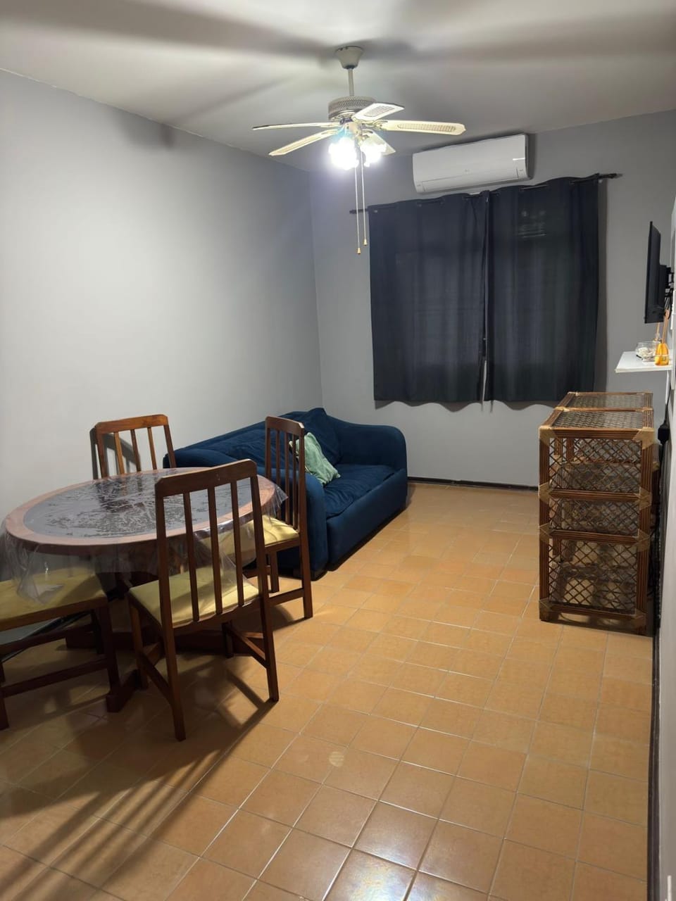 Ap Brunella Enseada Apartment in State of São Paulo